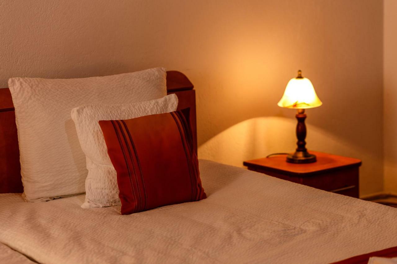 Pensiunea Eva Bed & Breakfast Совата Екстериор снимка