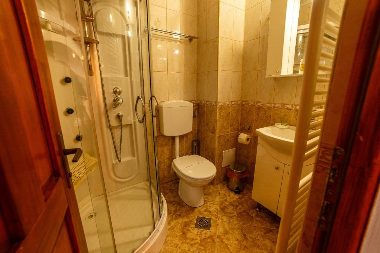 Pensiunea Eva Bed & Breakfast Совата Екстериор снимка